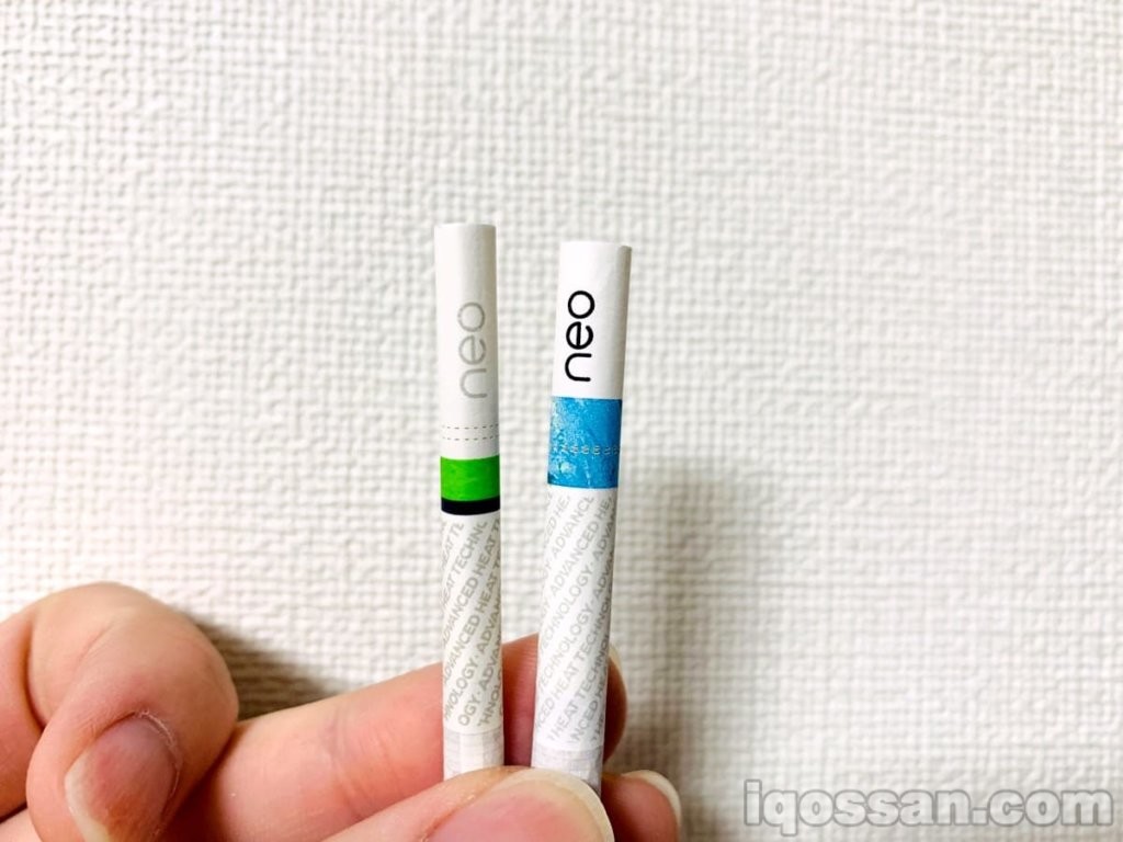 右边是专用的Glo Hyper香烟棒,左边是Glo Flame香烟棒。你能看出厚度的差别吗?