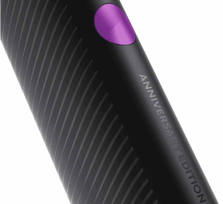 IQOS ILUMA iOne 十周年纪念型号