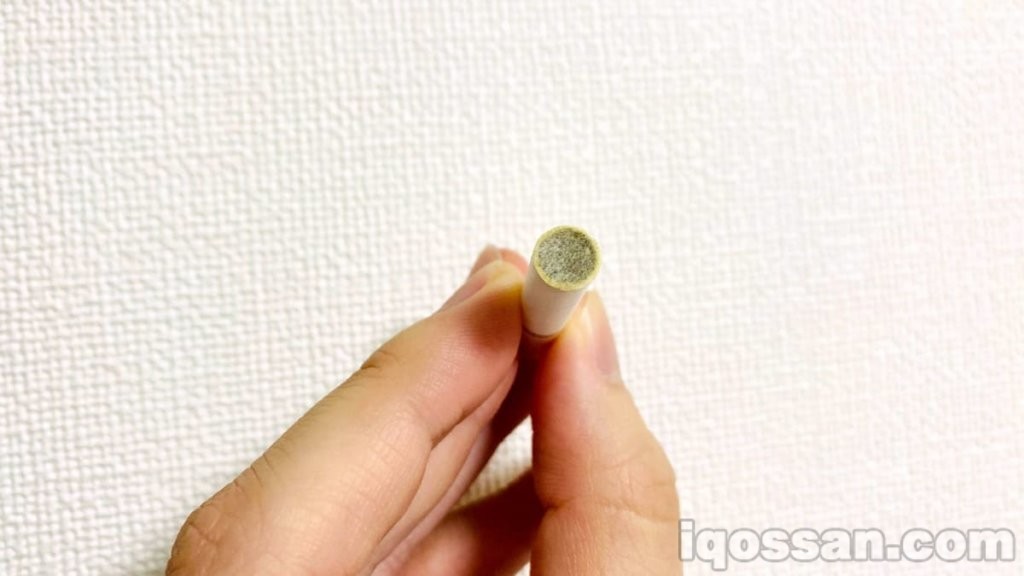 烟叶的填充状态如下。压得相当紧实。