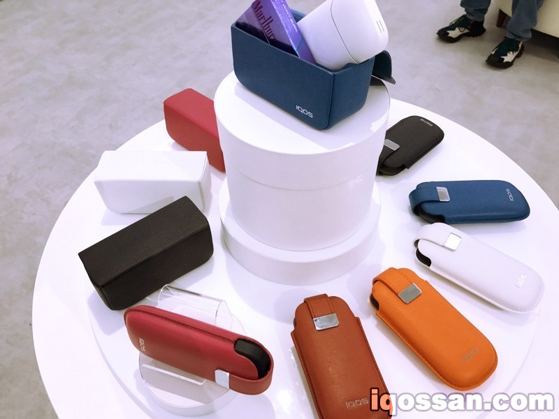 IQOS线上商店也销售收纳袋等产品
