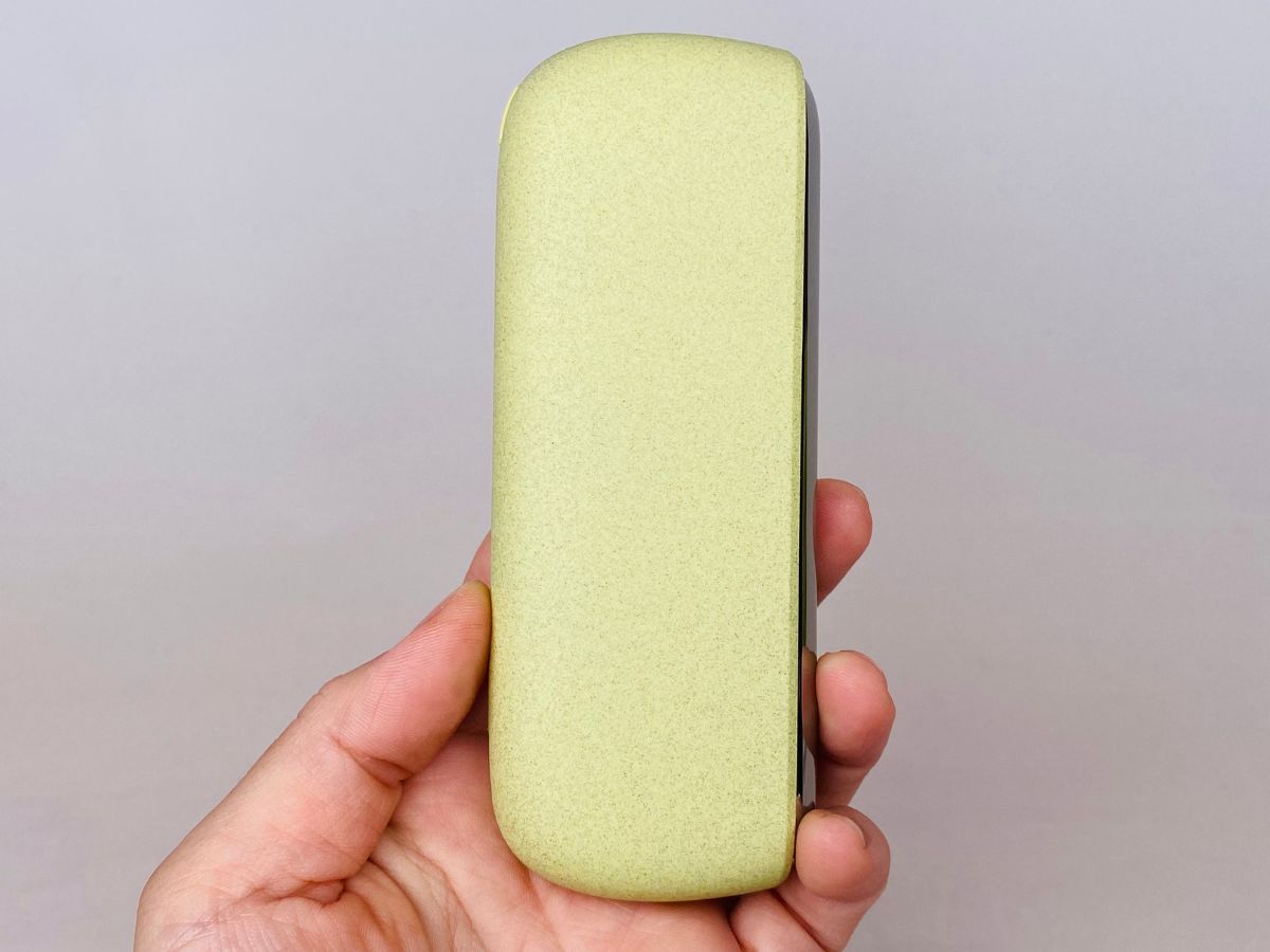 IQOS ILUMA Bright的充电盒
