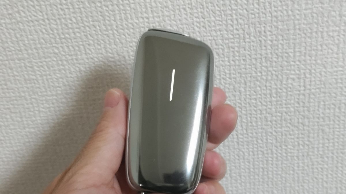 现行PloomX设备中央的LED灯