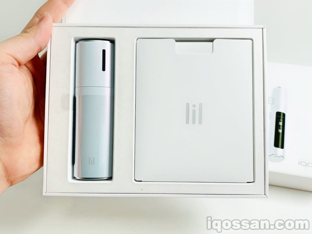 lil HYBRID就是这样被牢固包装的。取出内容物。