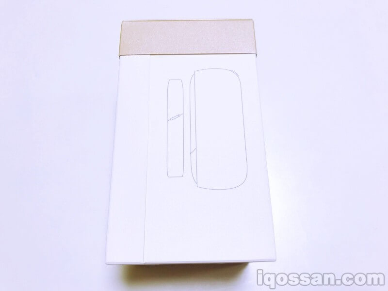 侧面印有IQOS3主机插图