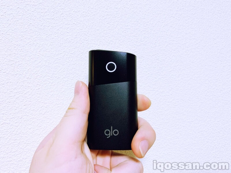 手持glo系列2黑色的照片