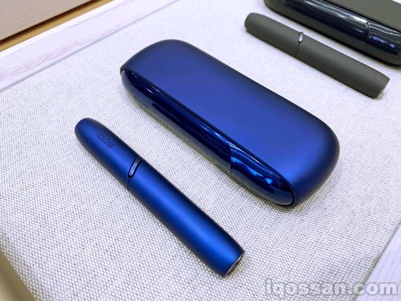 蓝色IQOS3的图片