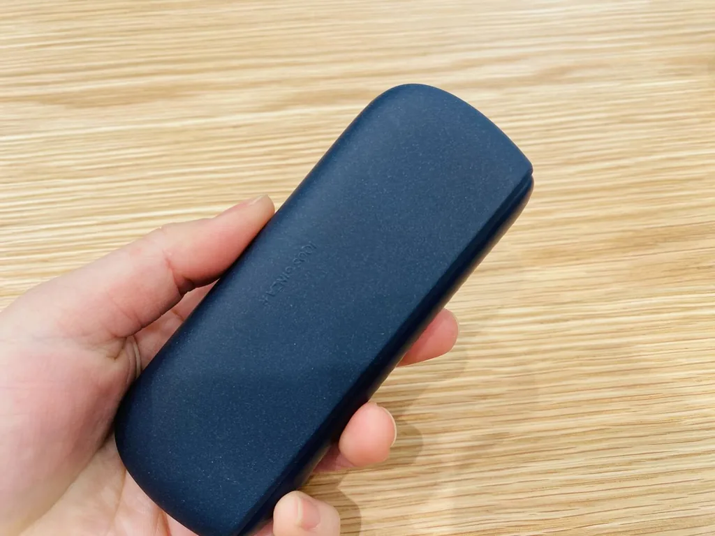 IQOS ILUMA i“午夜黑”