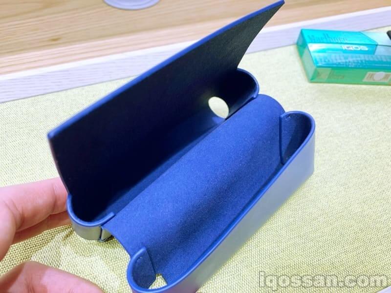 在IQOS3保护套中