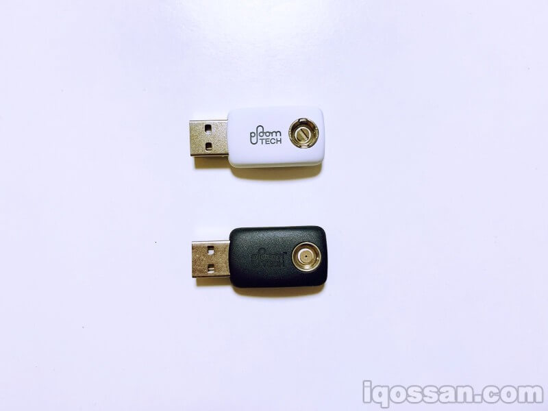 比较PloomTECH黑白USB充电器