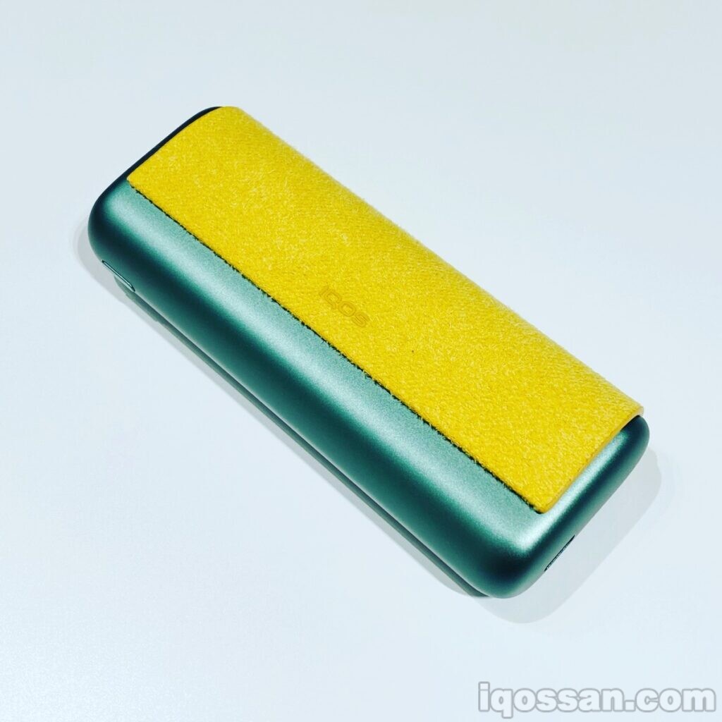 将绿色的IQOS ILUMA Prime更换为黄色