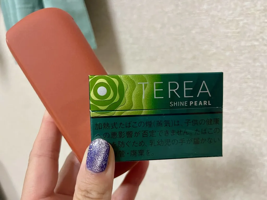 【IQOSILUMA】TEREA Shine Pearl的口味像Shine麝香吗?诚实评测