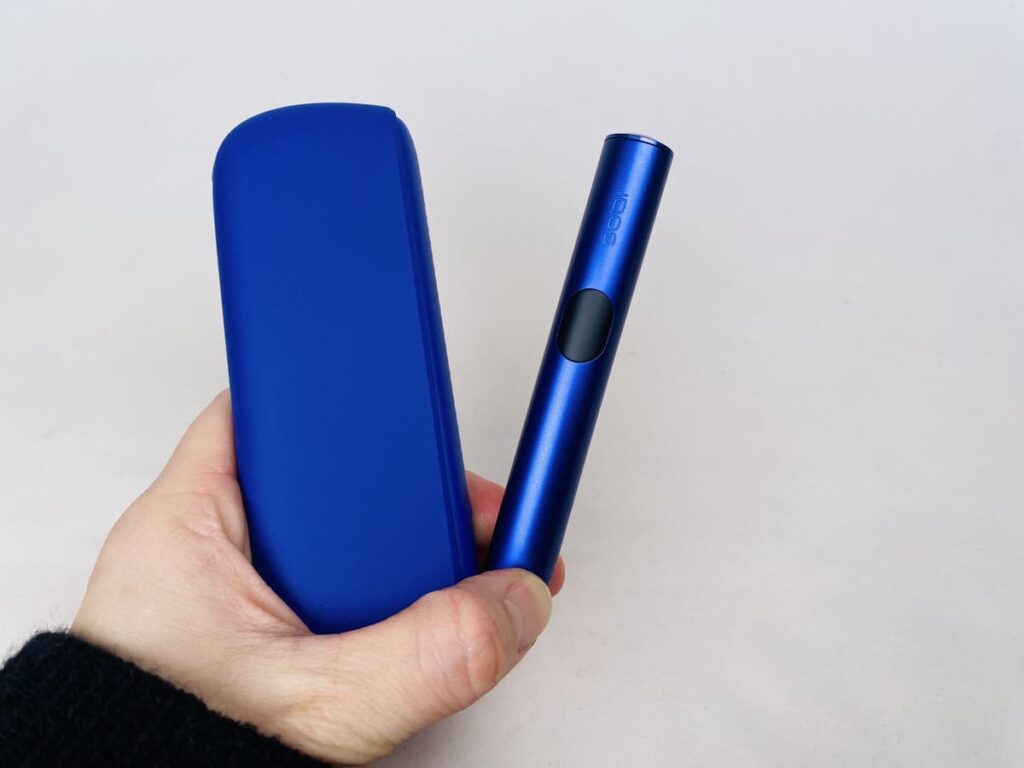 IQOS ILUMA i Electric Purple