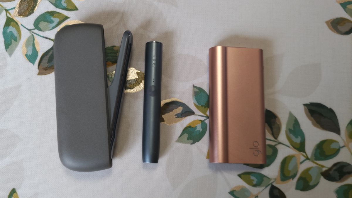 比较Glow Hyperair和IQOS ILUMA的设备规格