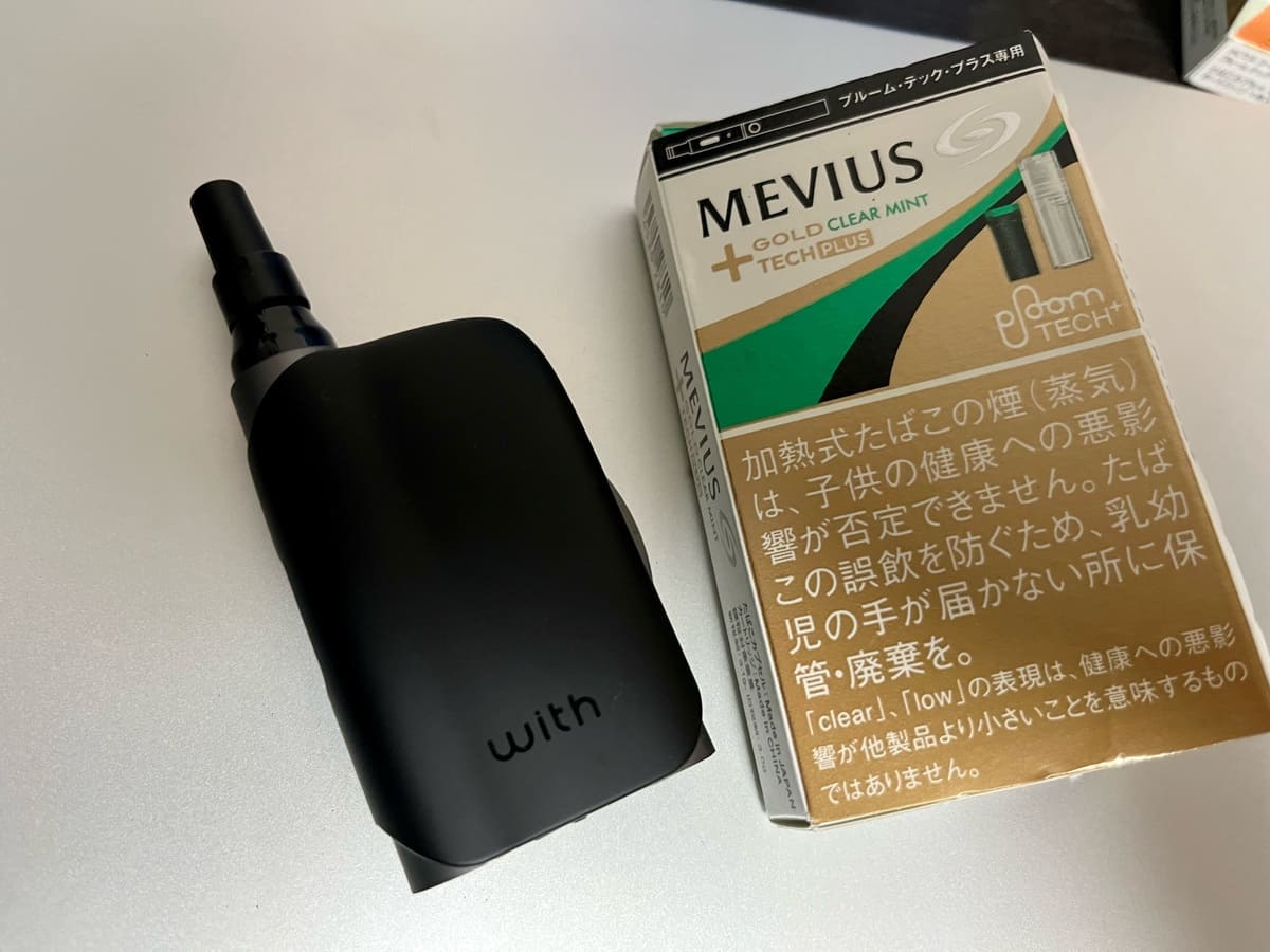 加热式烟草与胶囊