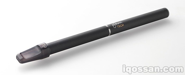 安装烟嘴的Ploom TECH本体