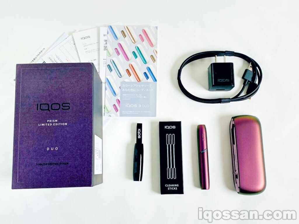 IQOS 3 DUO Prism型号的内容物。