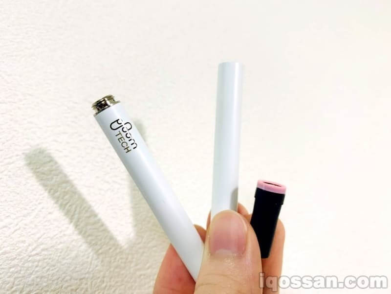中间是Ploom TECH的“烟弹”,无法得知内部情况