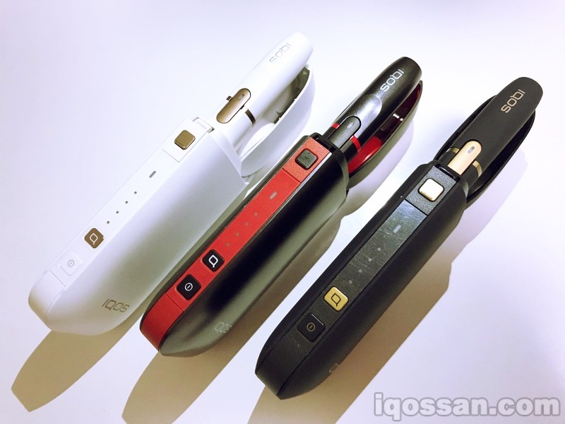 从左至右：白色、Motor Edition、藏青IQOS