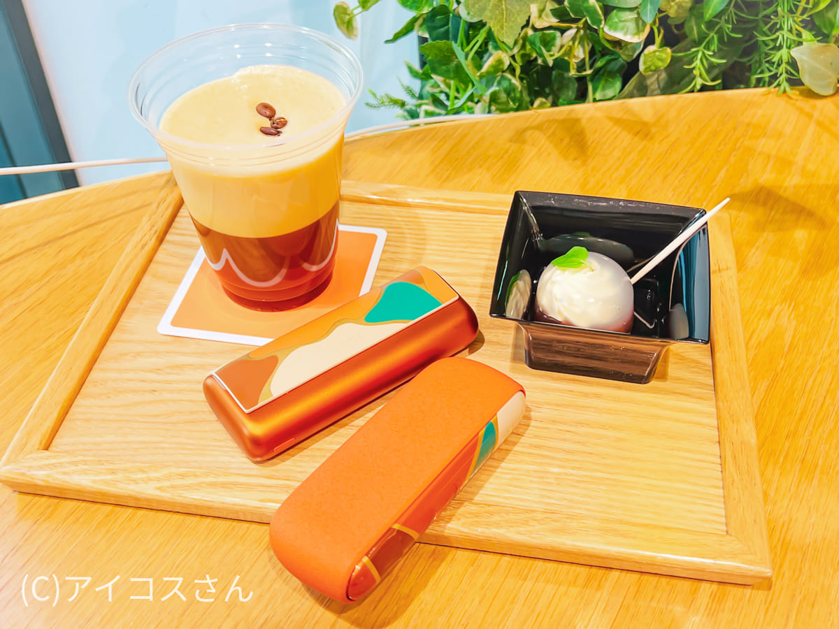 IQOS ILUMA与IQOS ILUMA PRIME“Oasis”款及特别甜点