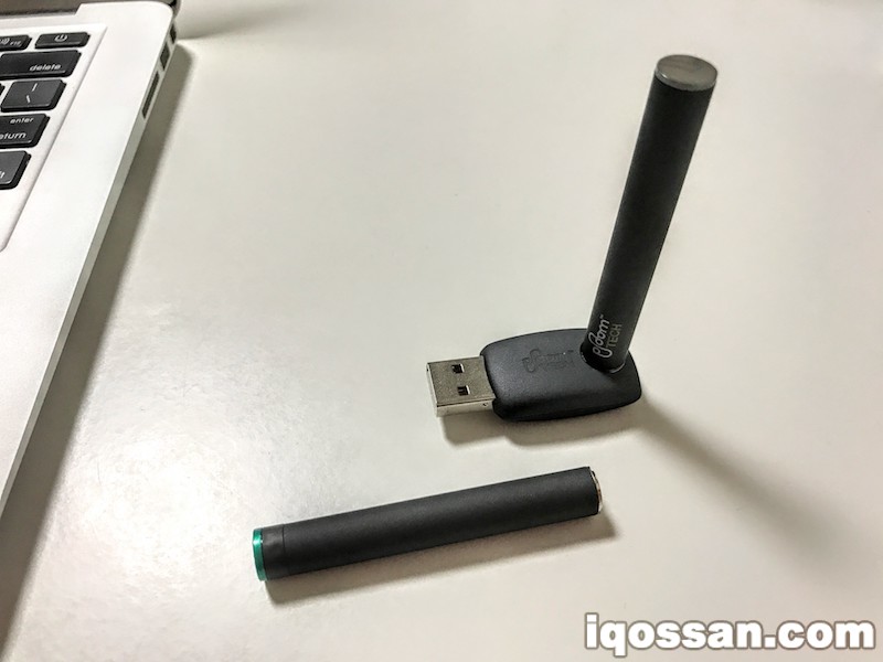 将Ploom TECH的充电电池连接至充电USB