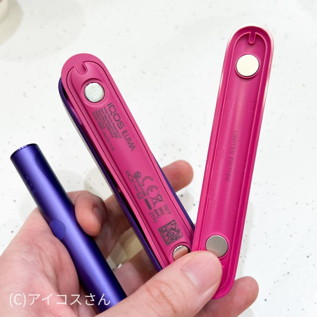 IQOS ILUMA则在打开门盖后的内侧有“LIMITED EDITON”的标识。