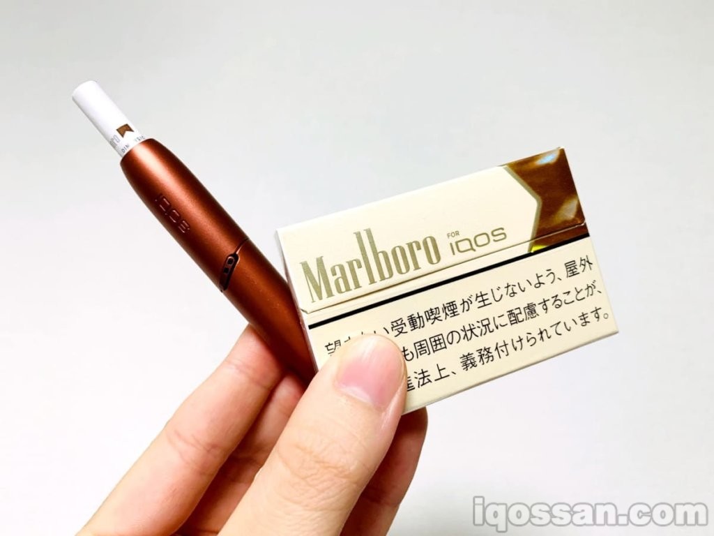 对万宝路加热烟弹 Dimensions NOOR 进行评测。