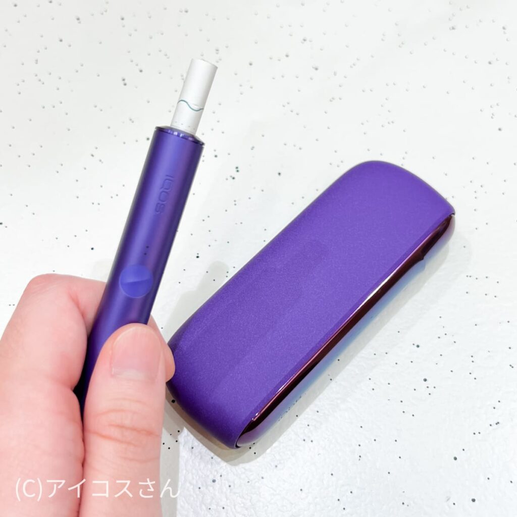 我会试试用IQOS ILUMA霓虹型号的烟棒。