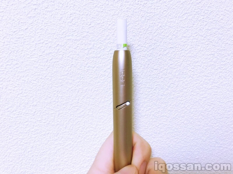 闪烁结束并亮灯后即为可吸烟信号!