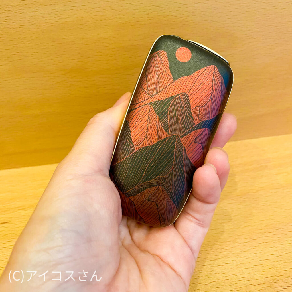 将「Sierra Moon」前面板实际安装到Ploom X上。