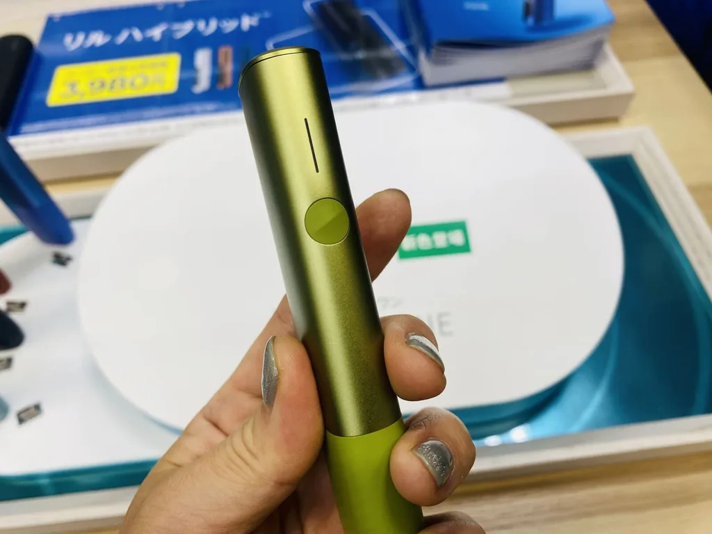 IQOS ILUMA i ONE“叶绿色”