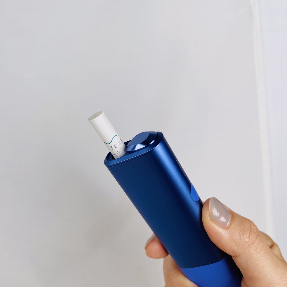 IQOS ILUMA iOne 状态灯
