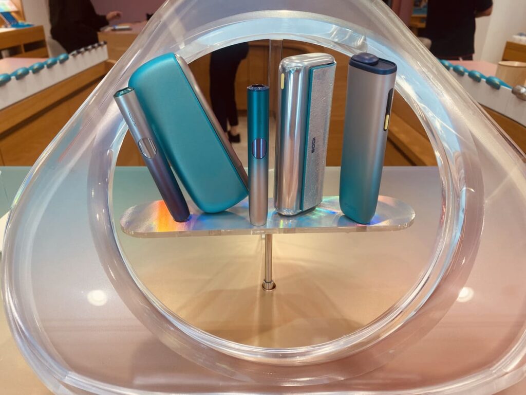 IQOS ILUMA i Remix Model