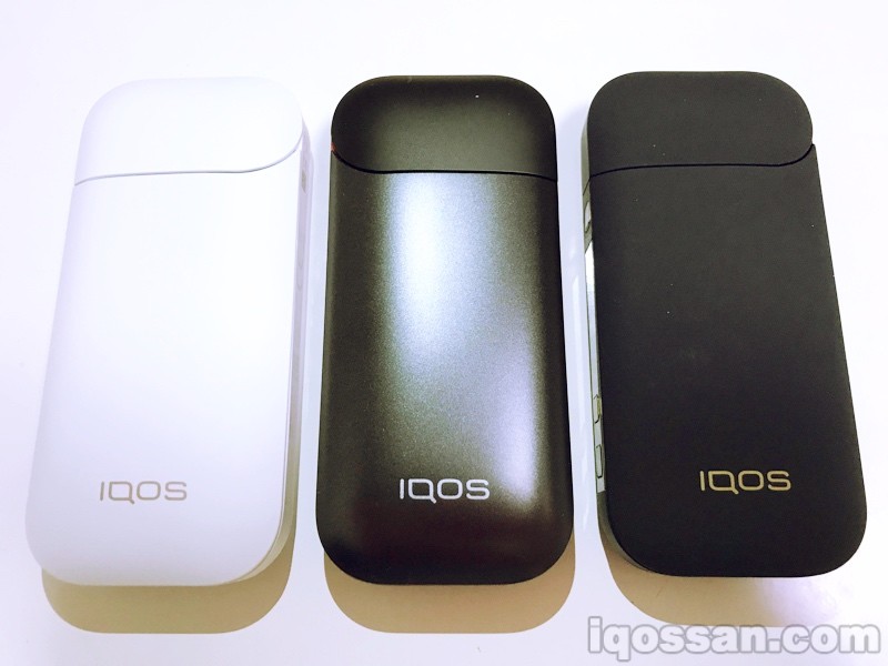 从左到右依次为白色、Motor Edition、海军蓝IQOS