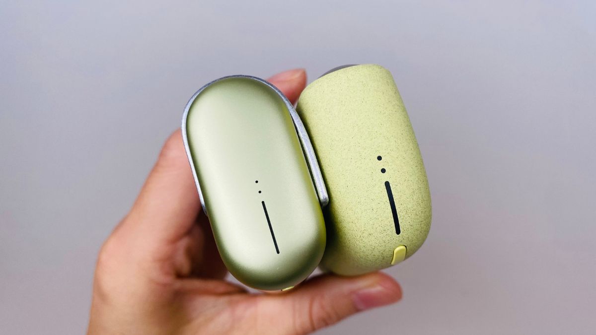 IQOS ILUMA Bright与IQOS ILUMA Prime Bright顶部的比较