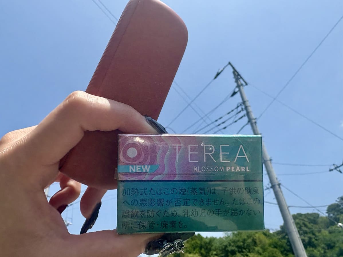 [IQOSILUMAi] “TEREA Blossom Pearl”是草莓？！诚实评价