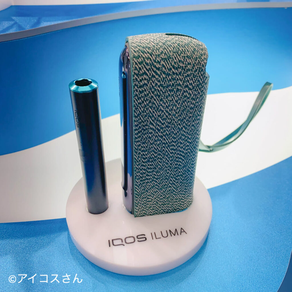 IQOS ILUMA的卵石灰色安装Sleeve Plus配件