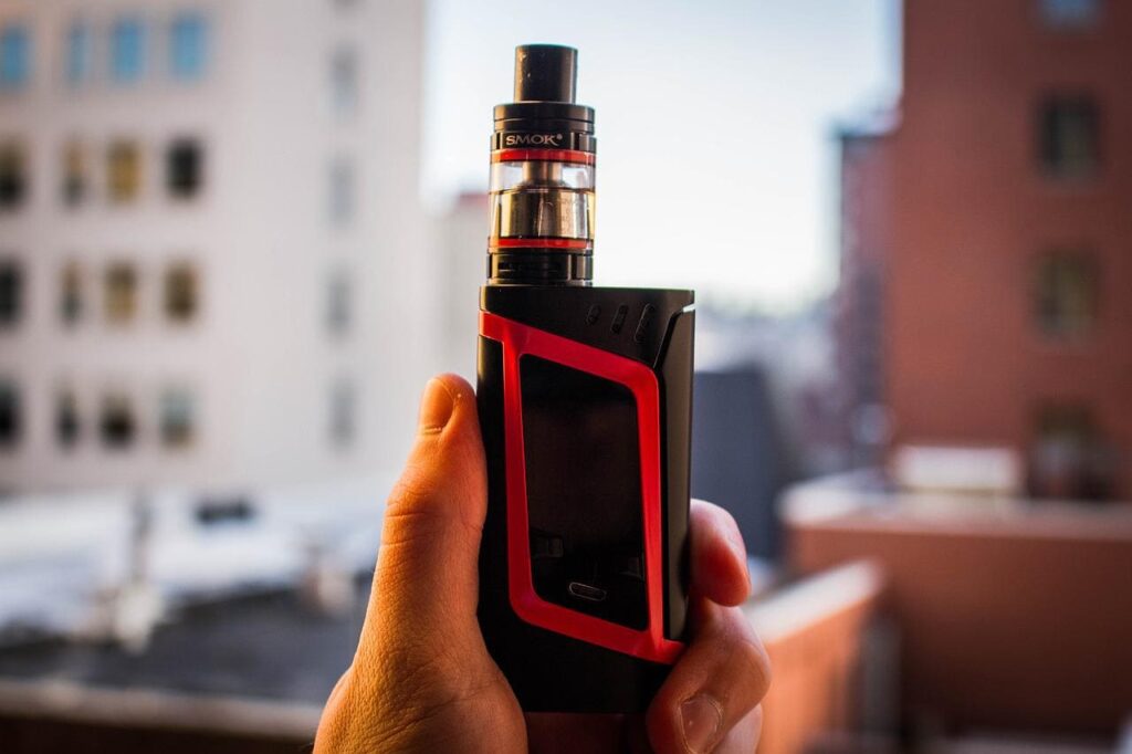 Vape有各种类型的设备在售